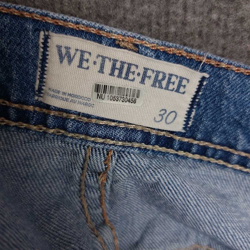 WE THE FREE JEANS WOMENS BLUE PIPER WIDE LEG CROP DENIM CAPRI PANTS SIZE 30 - Picture 9 of 10